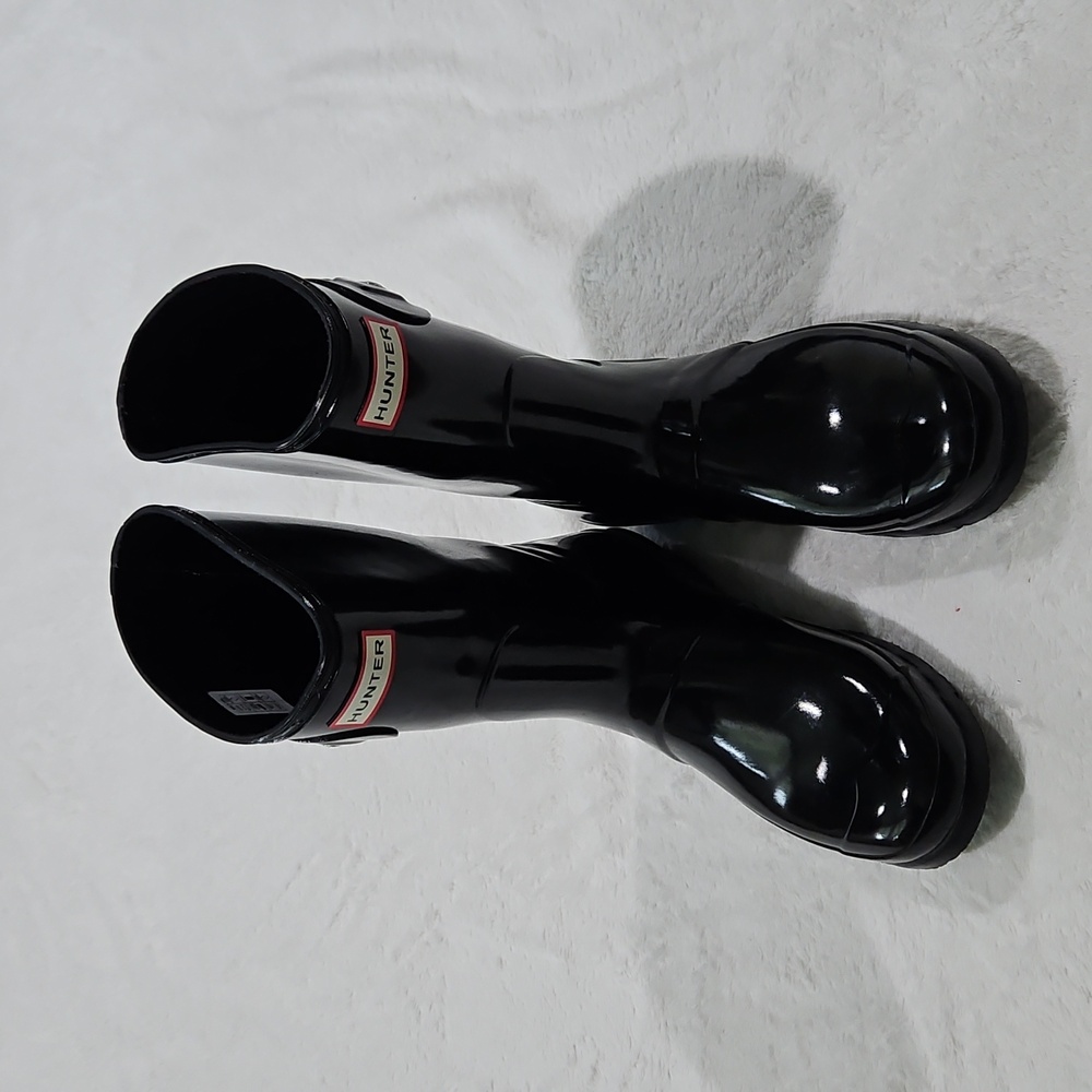 Hunter Black Women's Winter & Rain Boots - Picture 2 of 6